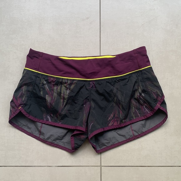 Lululemon Run Speed Shorts 6 - Picture 2 of 4